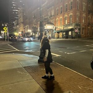 Meet your Posher, Julia